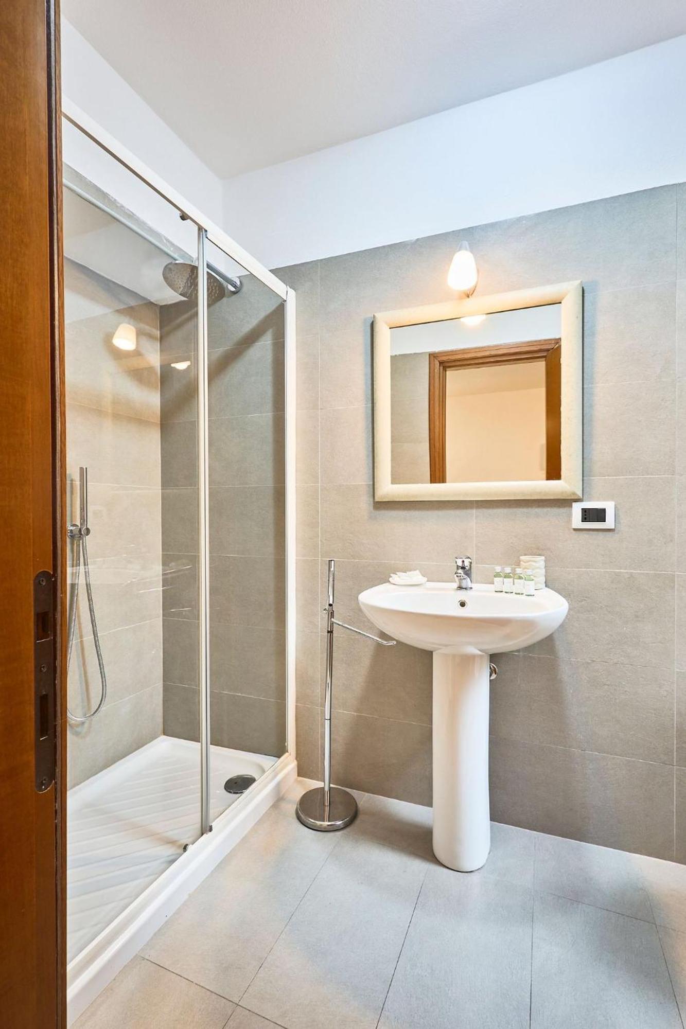 Moscova Charme Apartment Milano Eksteriør billede